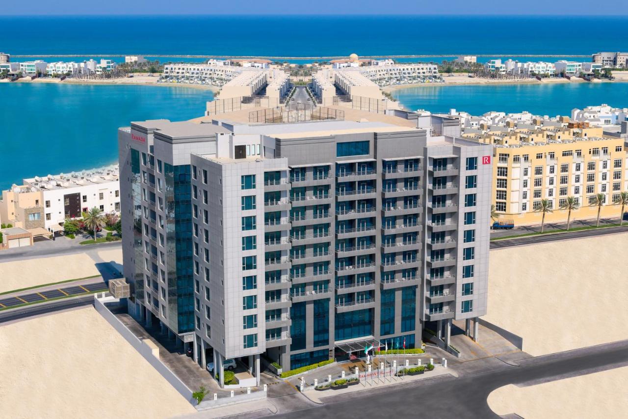 Ramada Hotel And Suites Amwaj Islands Manama Exterior foto